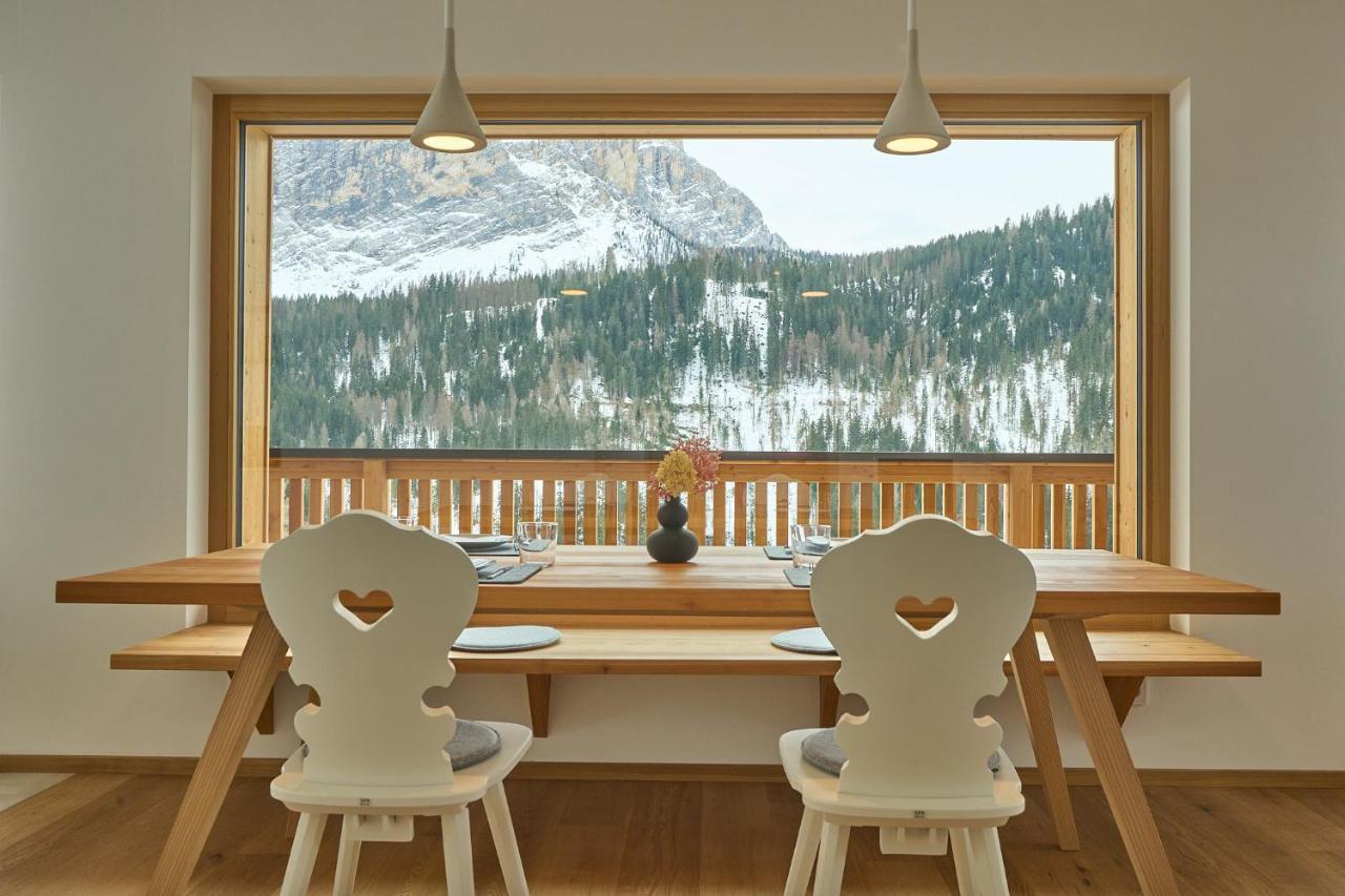 Ciasa Plandros Apartments ลาวาลเล ภายนอก รูปภาพ